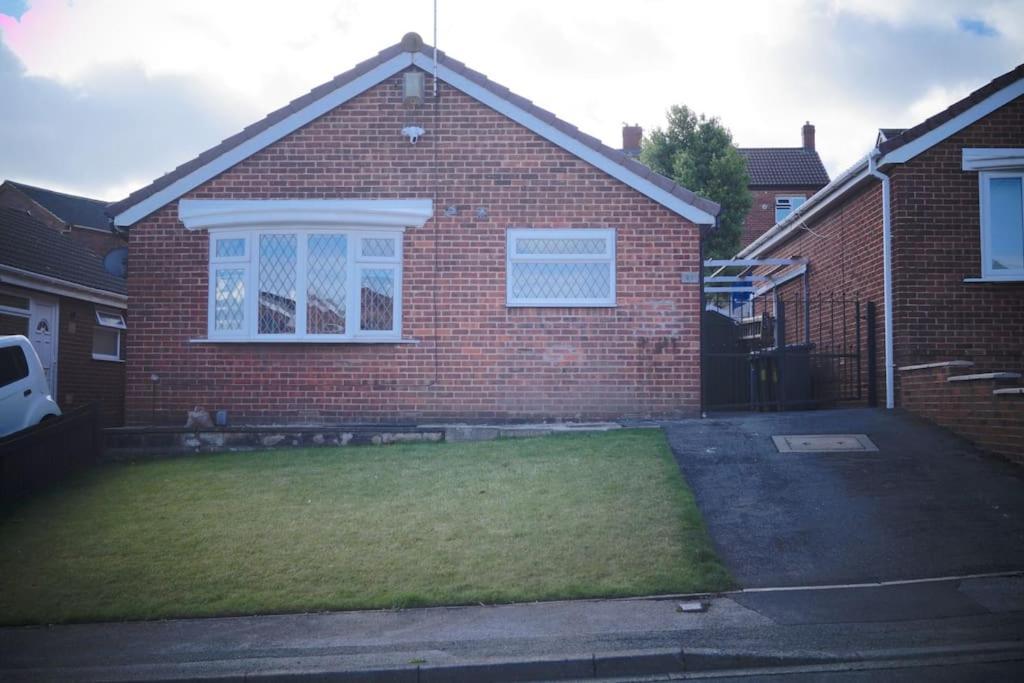 Luxurious Detached Bungalow Batley Zewnętrze zdjęcie